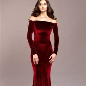 Off the shoulder dress velvet